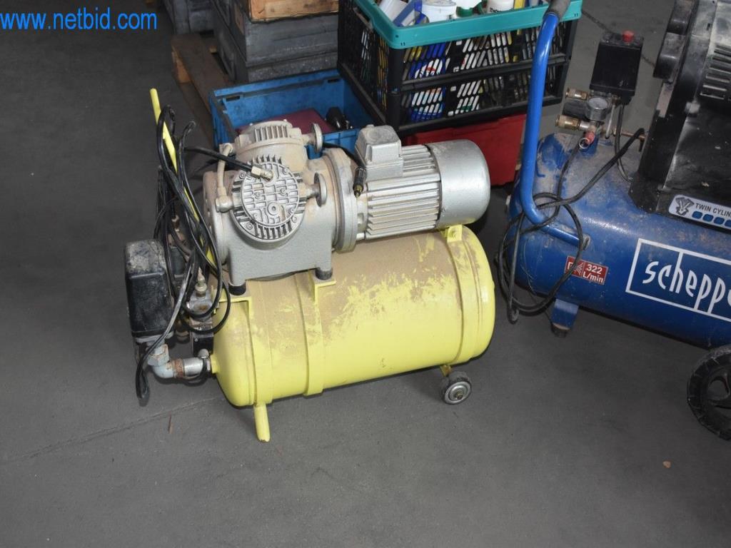 Stroje, provozní zařízení a příslušenství předního světového výrobce napínacích systémů řetězů jsou k dispozici.-2