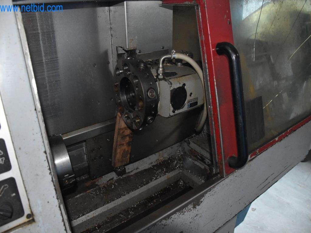 Máquinas, equipos operativos y accesorios de un líder mundial en el mercado de sistemas de tensado de cadenas.-5