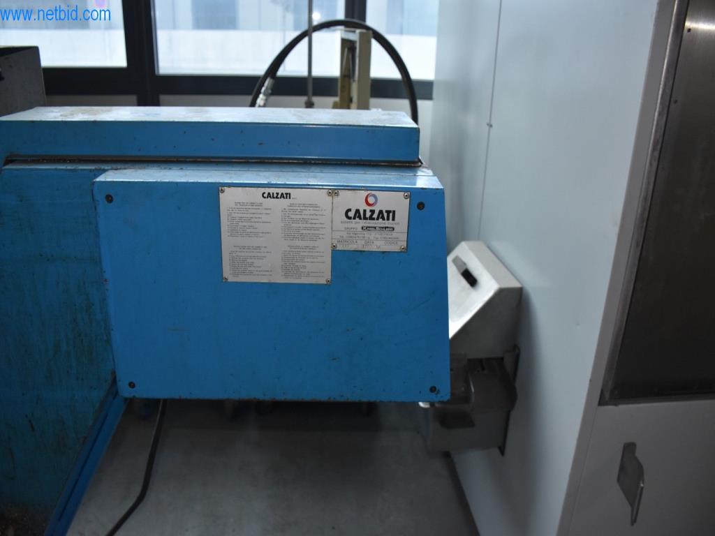 Máquinas, equipos operativos y accesorios de un líder mundial en el mercado de sistemas de tensado de cadenas.-6