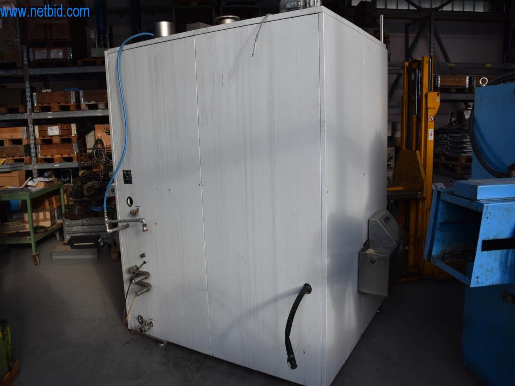 Máquinas, equipos operativos y accesorios de un líder mundial en el mercado de sistemas de tensado de cadenas.-6