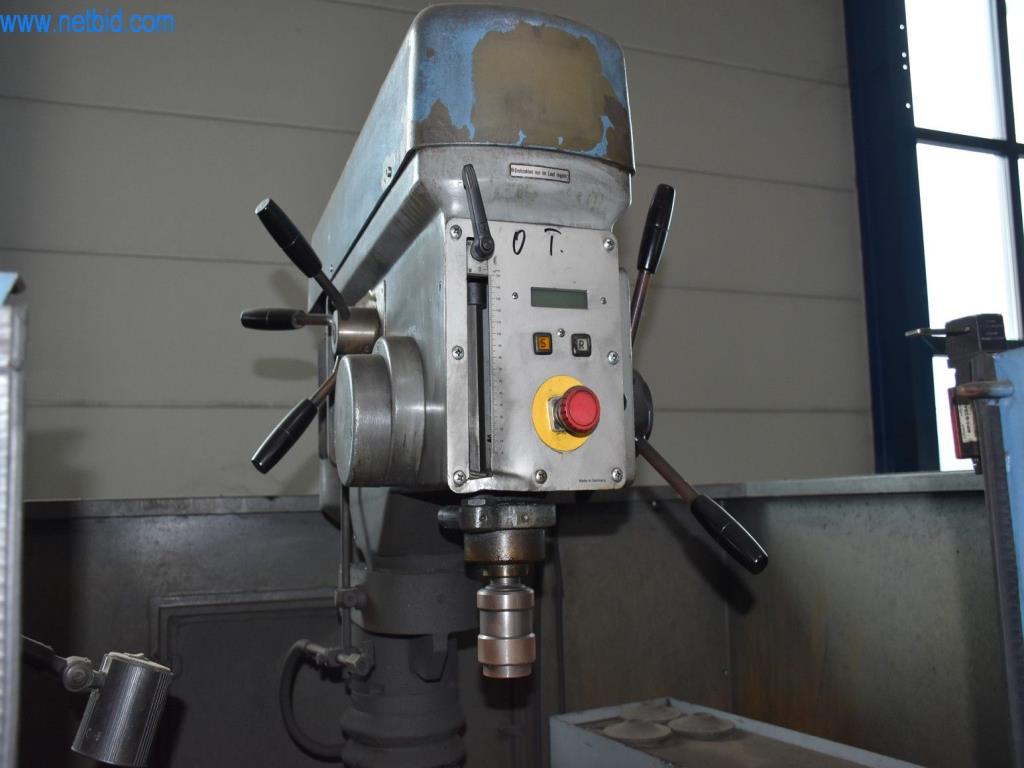 Maszyny, sprzęt operacyjny i akcesoria światowego lidera na rynku systemów napinania łańcuchów stają się dostępne.-3