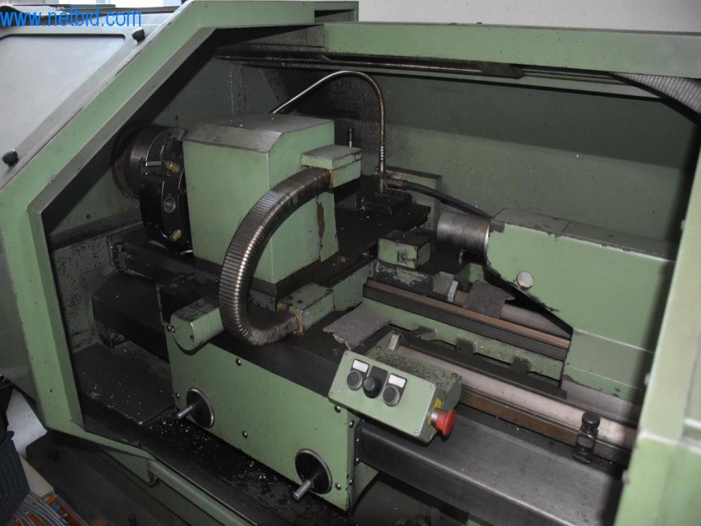 Máquinas, equipos operativos y accesorios de un líder mundial en el mercado de sistemas de tensado de cadenas.-3