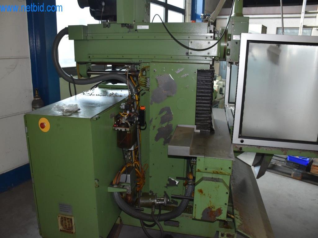 Máquinas, equipos operativos y accesorios de un líder mundial en el mercado de sistemas de tensado de cadenas.-8