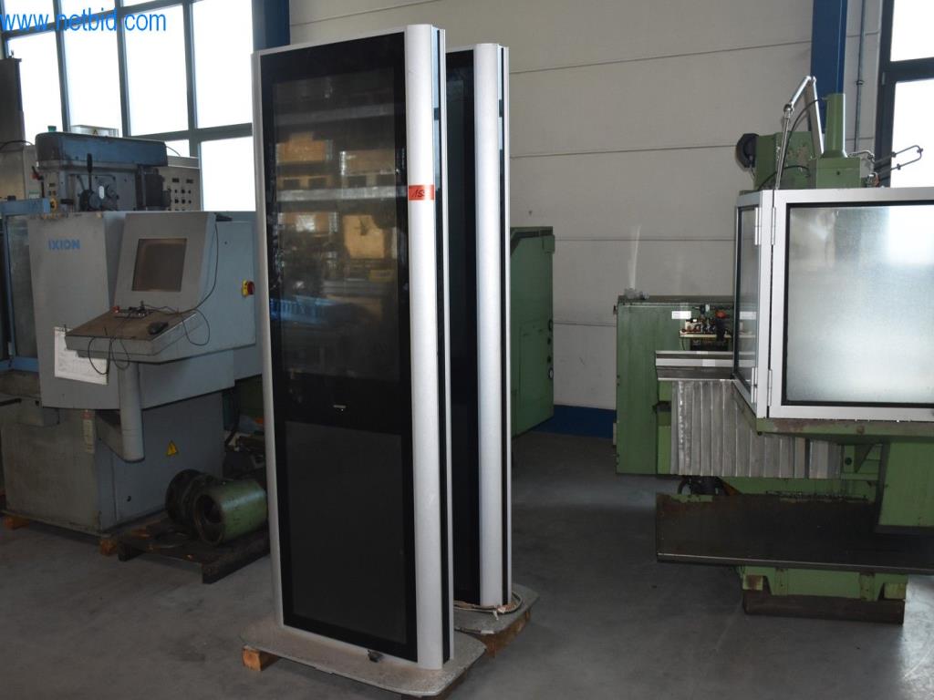 Máquinas, equipos operativos y accesorios de un líder mundial en el mercado de sistemas de tensado de cadenas.-1