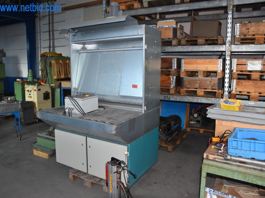 Máquinas, equipos operativos y accesorios de un líder mundial en el mercado de sistemas de tensado de cadenas.-2