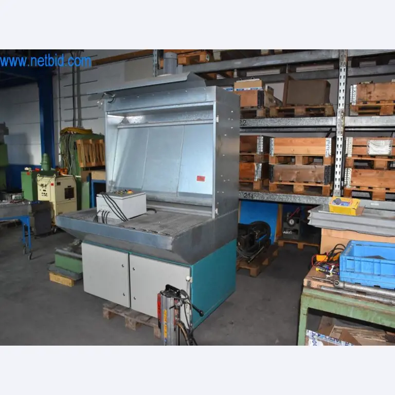 Máquinas, equipos operativos y accesorios de un líder mundial en el mercado de sistemas de tensado de cadenas.-2