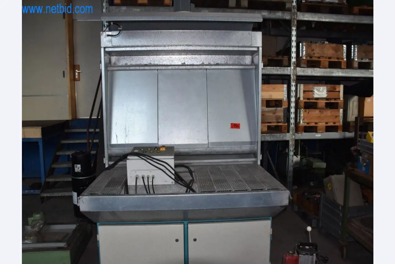 Máquinas, equipos operativos y accesorios de un líder mundial en el mercado de sistemas de tensado de cadenas.-3