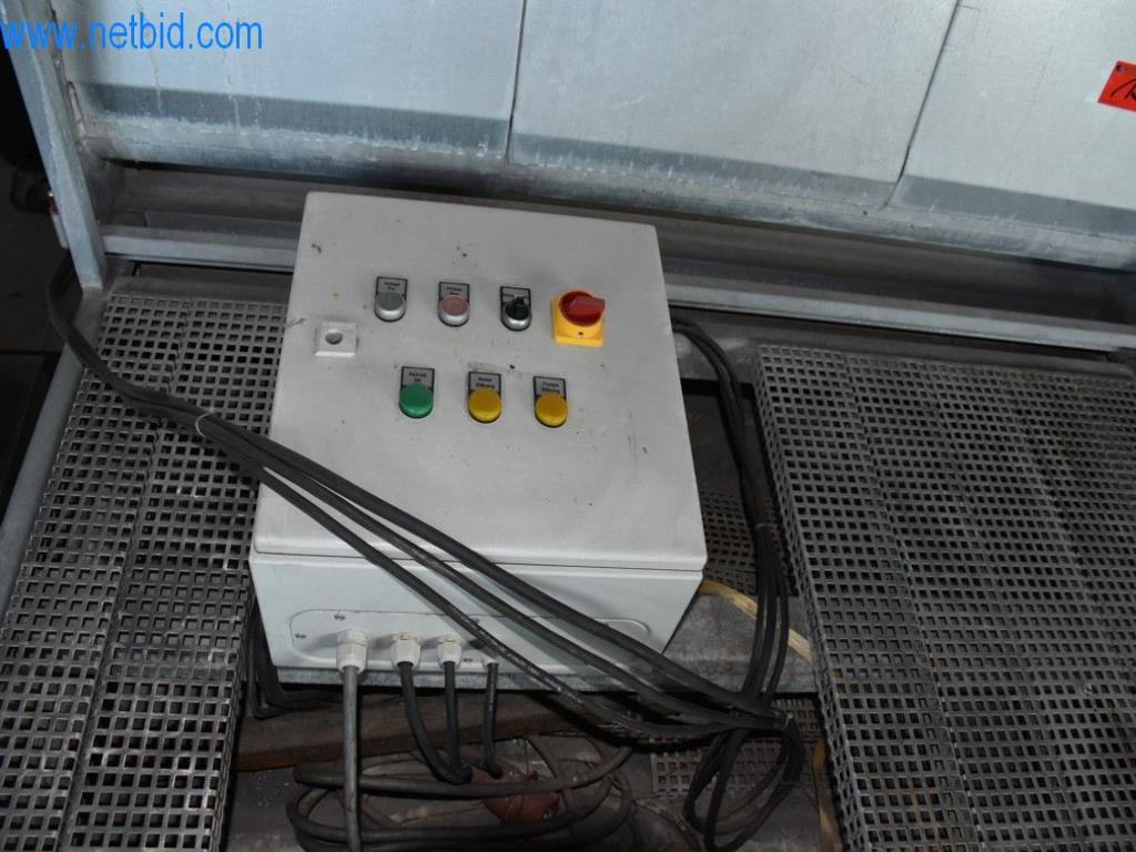 Máquinas, equipos operativos y accesorios de un líder mundial en el mercado de sistemas de tensado de cadenas.-5