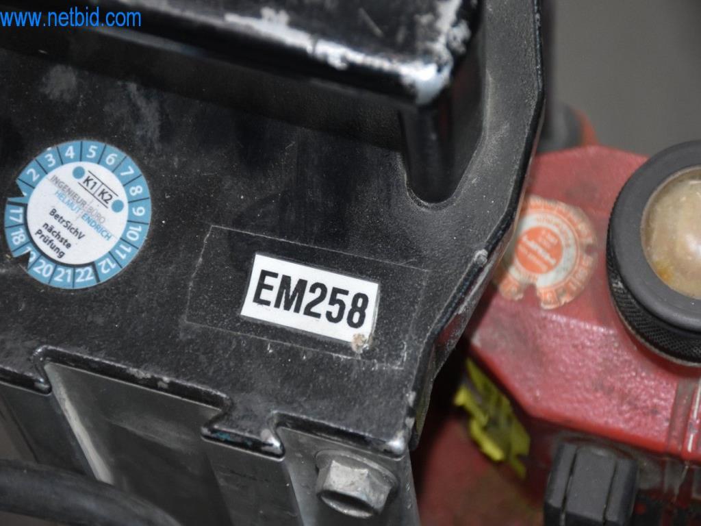 Na voljo so stroji, delovna oprema in dodatki vodilnega svetovnega proizvajalca sistemov za napenjanje verig-3