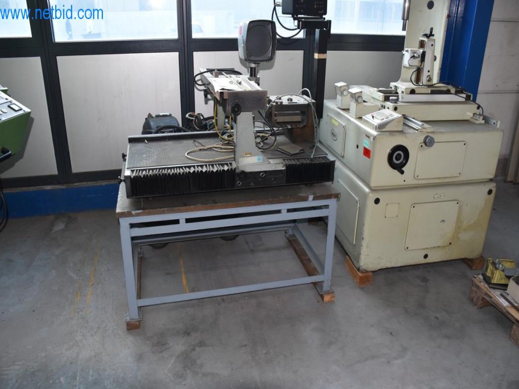 Stroje, provozní zařízení a příslušenství předního světového výrobce napínacích systémů řetězů jsou k dispozici.-1