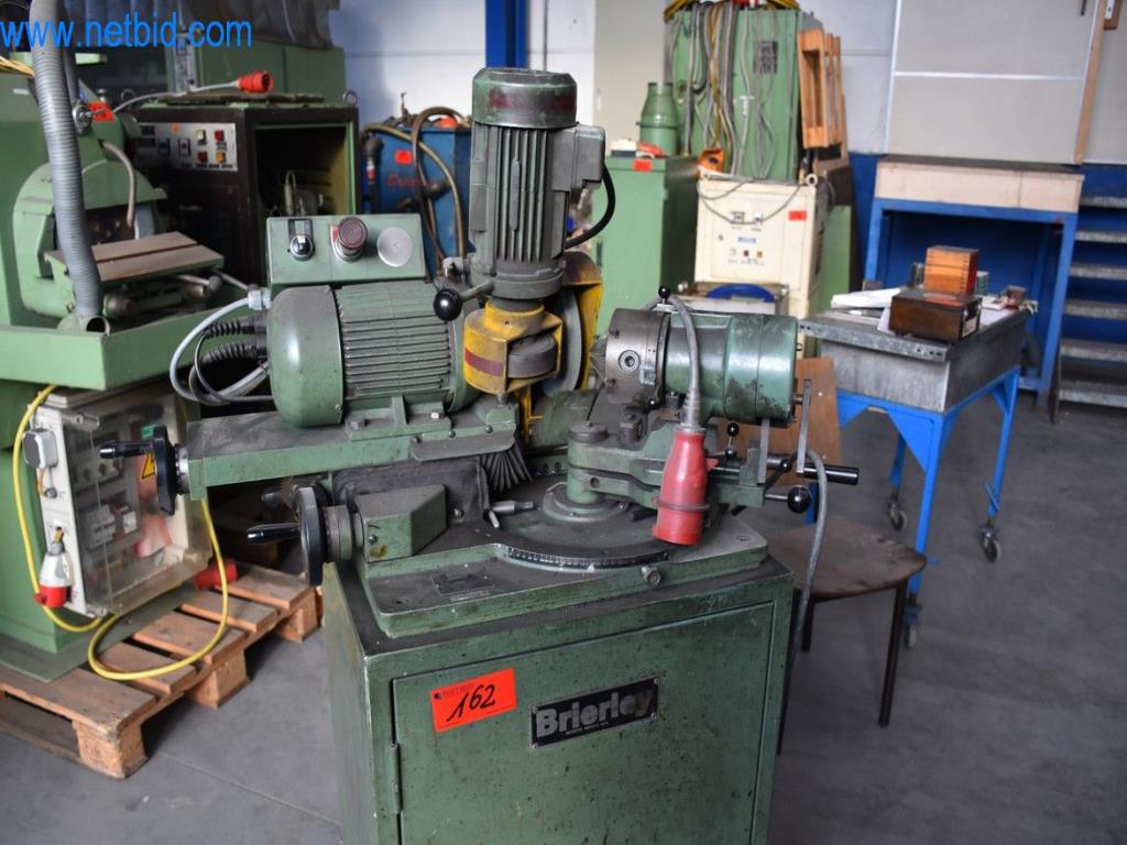 Stroje, provozní zařízení a příslušenství předního světového výrobce napínacích systémů řetězů jsou k dispozici.-4