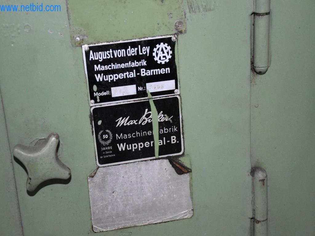 Machines, operating equipment and accessories of a world market leader for chain tensioning systems-4