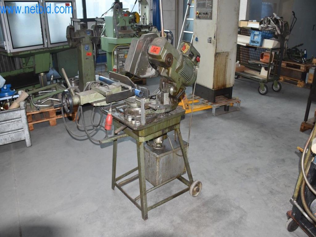 Máquinas, equipos operativos y accesorios de un líder mundial en el mercado de sistemas de tensado de cadenas.-1