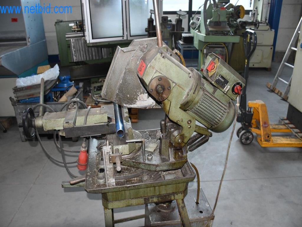 Máquinas, equipos operativos y accesorios de un líder mundial en el mercado de sistemas de tensado de cadenas.-2