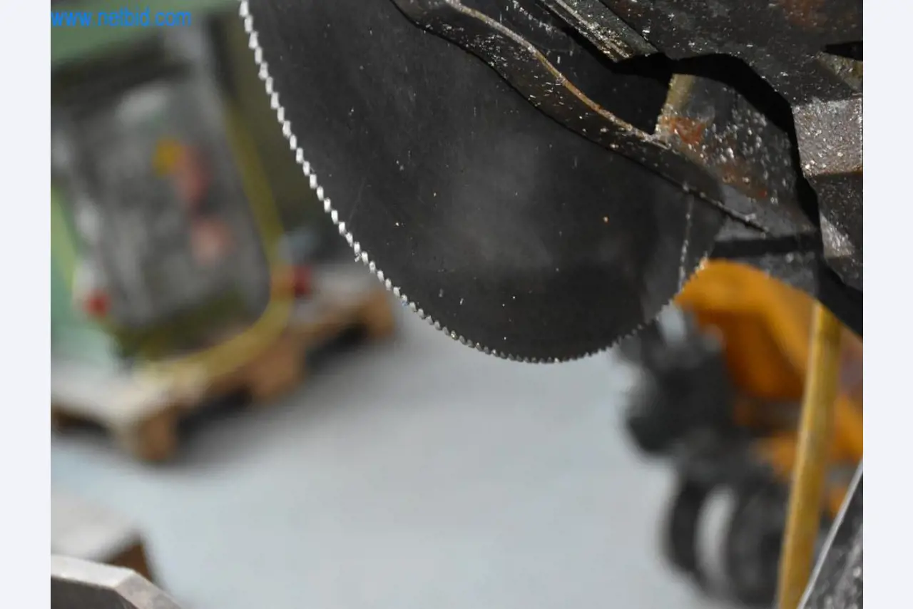 Máquinas, equipos operativos y accesorios de un líder mundial en el mercado de sistemas de tensado de cadenas.-5