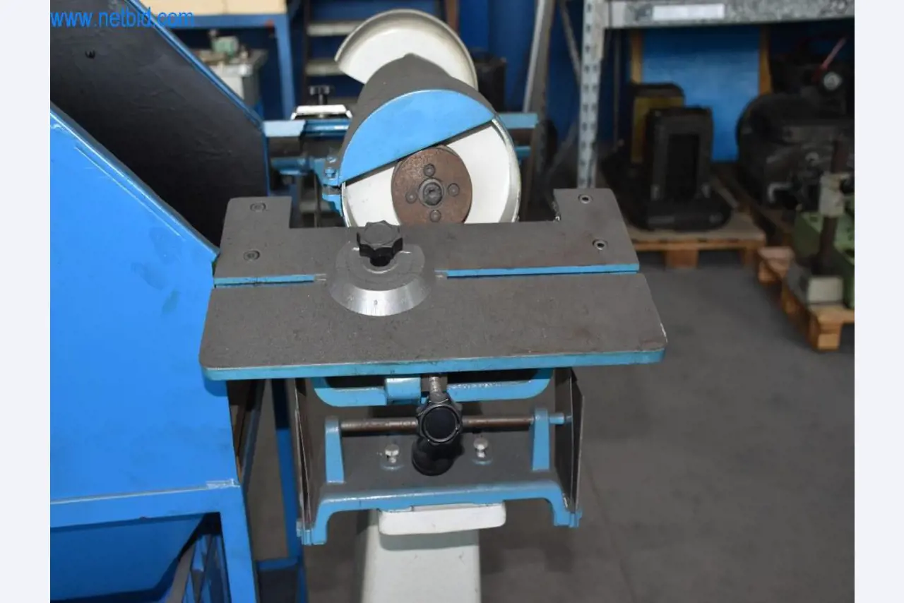 Stroje, provozní zařízení a příslušenství předního světového výrobce napínacích systémů řetězů jsou k dispozici.-3