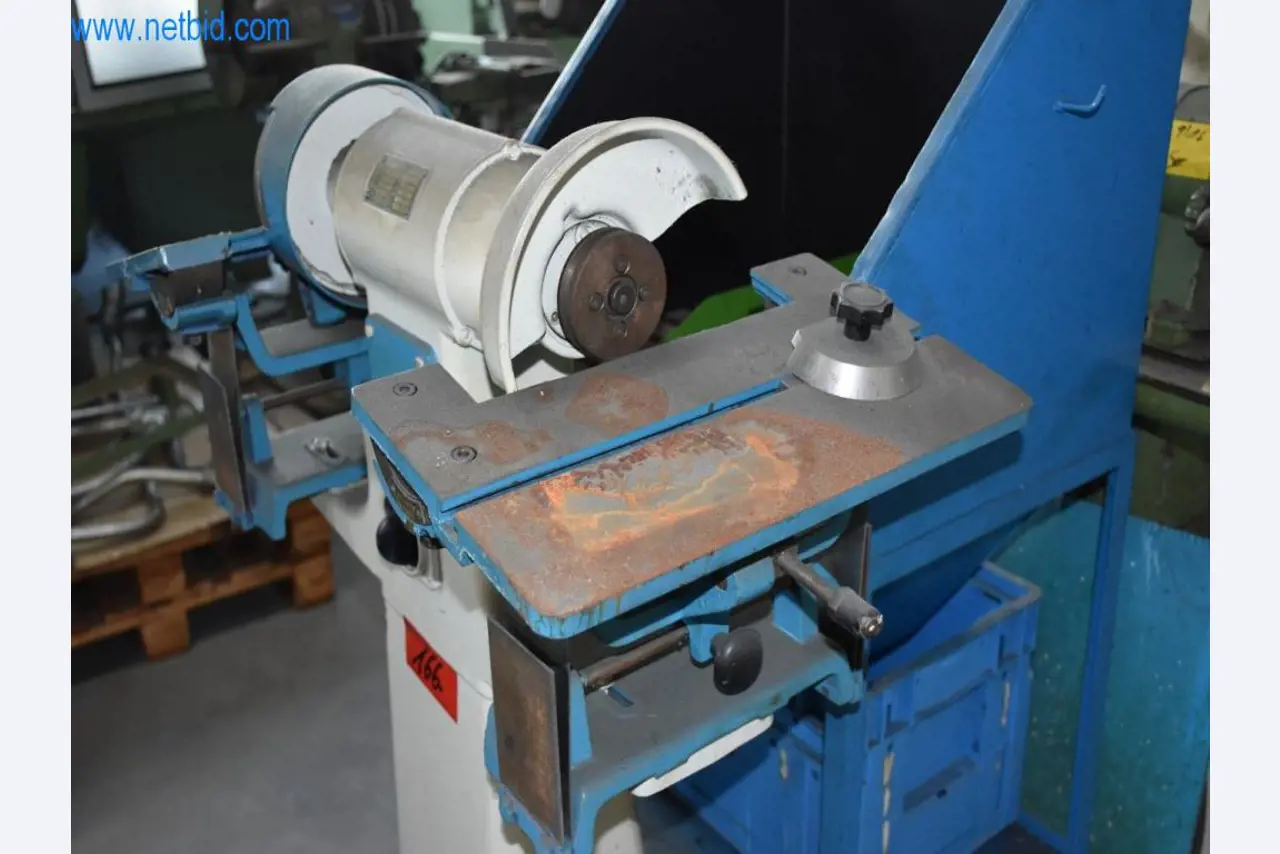 Stroje, provozní zařízení a příslušenství předního světového výrobce napínacích systémů řetězů jsou k dispozici.-4