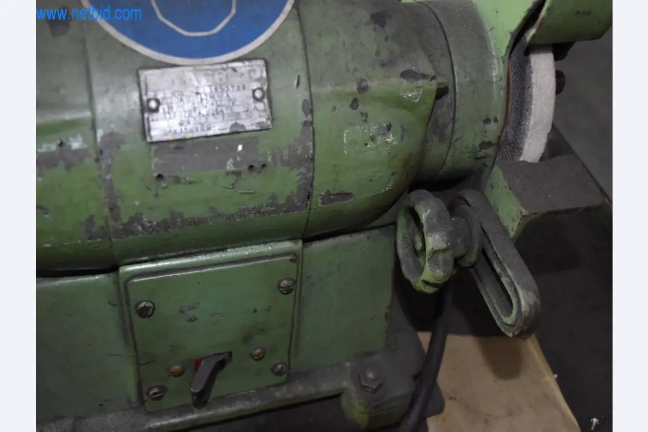 Máquinas, equipos operativos y accesorios de un líder mundial en el mercado de sistemas de tensado de cadenas.-3