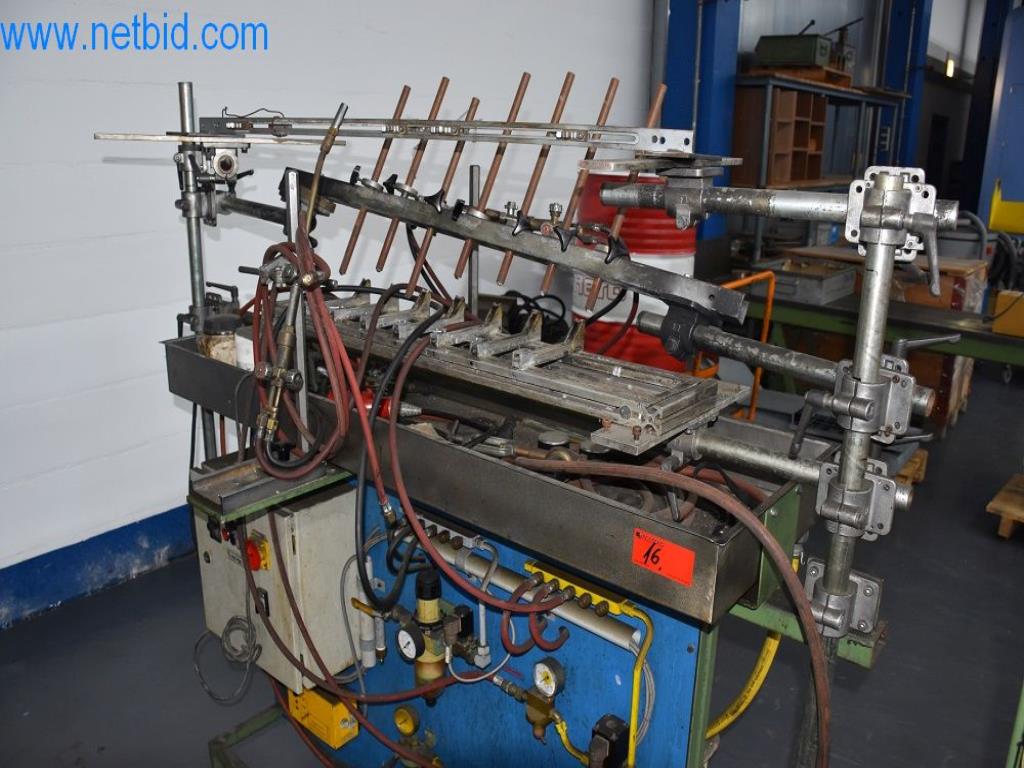 Stroje, provozní zařízení a příslušenství předního světového výrobce napínacích systémů řetězů jsou k dispozici.-3