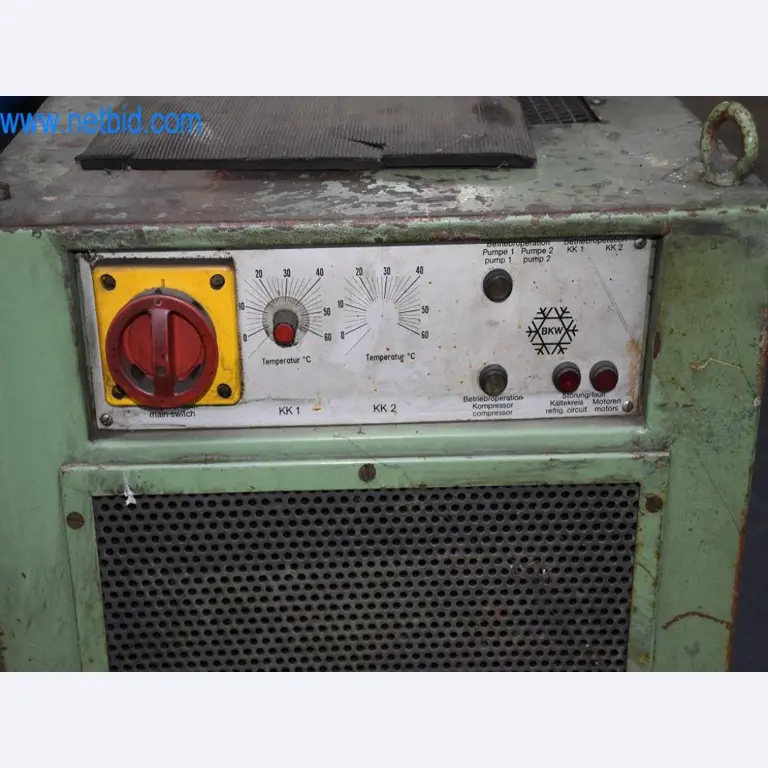 Stroje, provozní zařízení a příslušenství předního světového výrobce napínacích systémů řetězů jsou k dispozici.-3