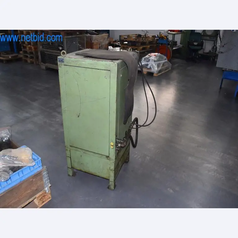 Stroje, provozní zařízení a příslušenství předního světového výrobce napínacích systémů řetězů jsou k dispozici.-4