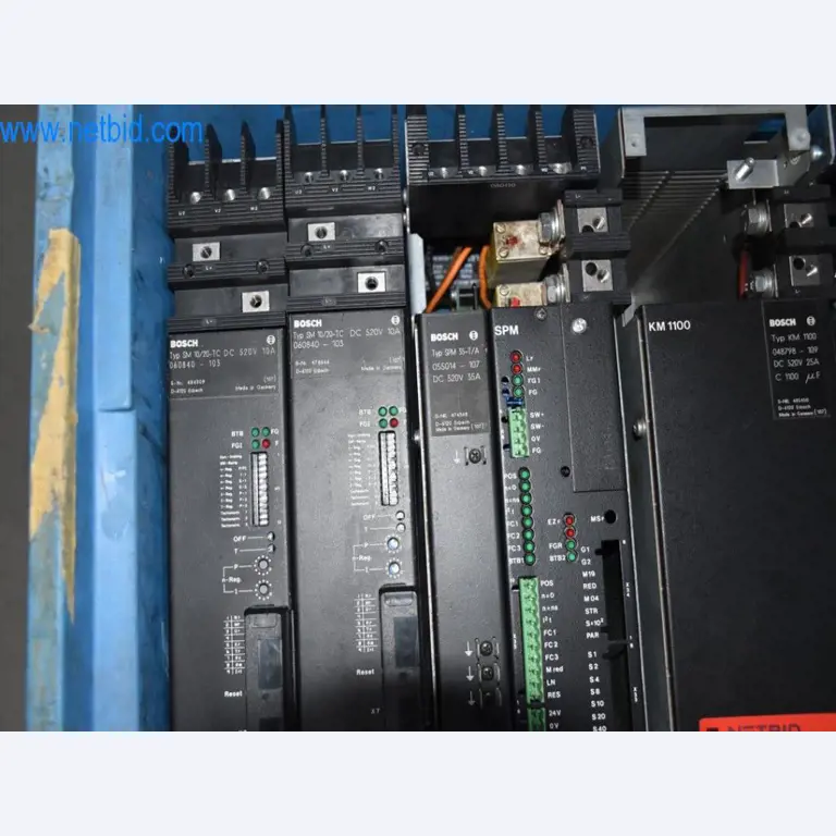 Máquinas, equipos operativos y accesorios de un líder mundial en el mercado de sistemas de tensado de cadenas.-8