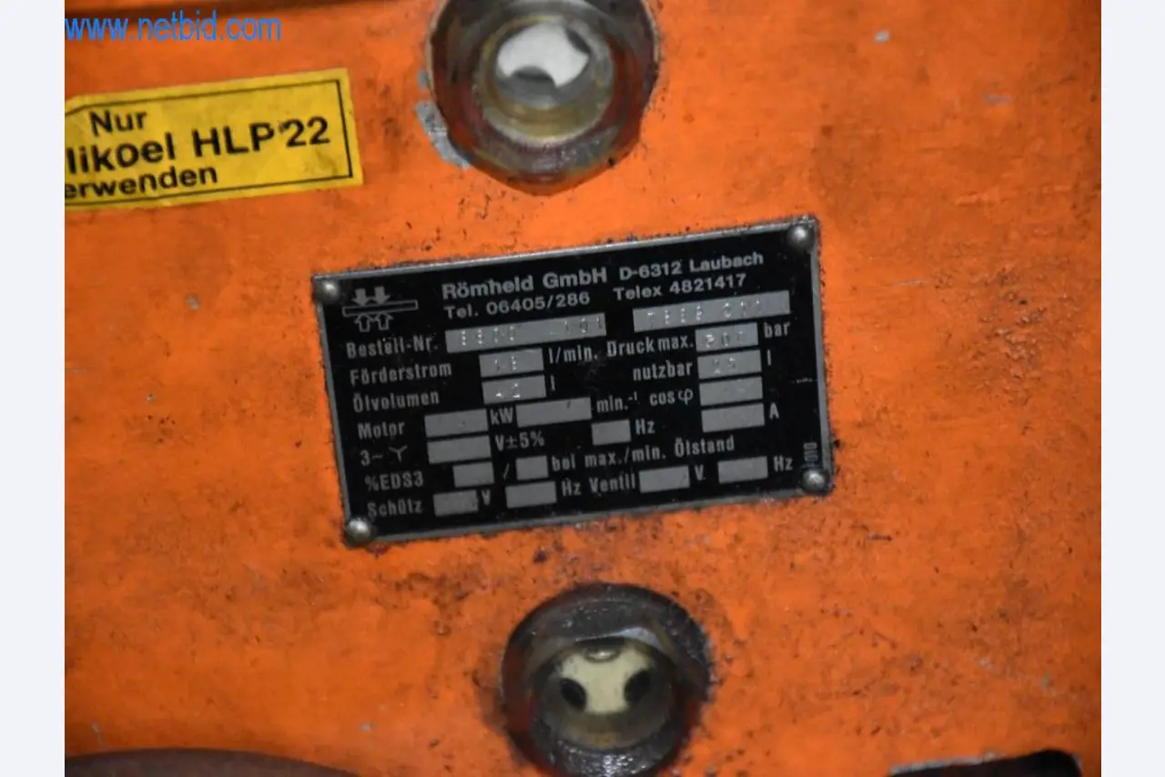 Máquinas, equipos operativos y accesorios de un líder mundial en el mercado de sistemas de tensado de cadenas.-3