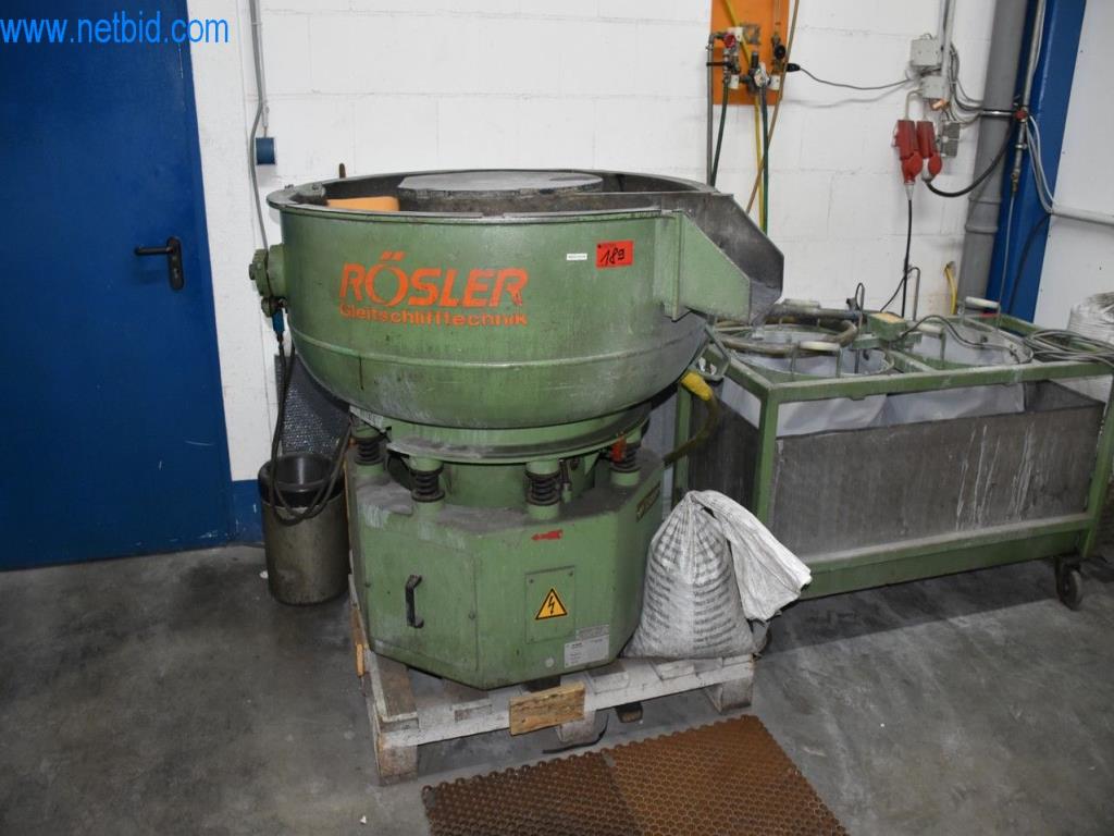 Máquinas, equipos operativos y accesorios de un líder mundial en el mercado de sistemas de tensado de cadenas.-2