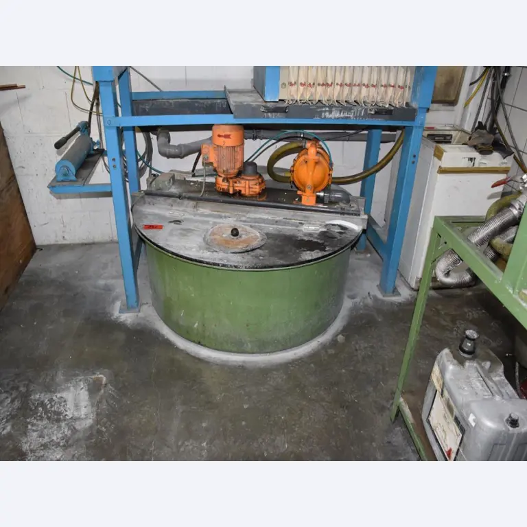 Na voljo so stroji, delovna oprema in dodatki vodilnega svetovnega proizvajalca sistemov za napenjanje verig-1