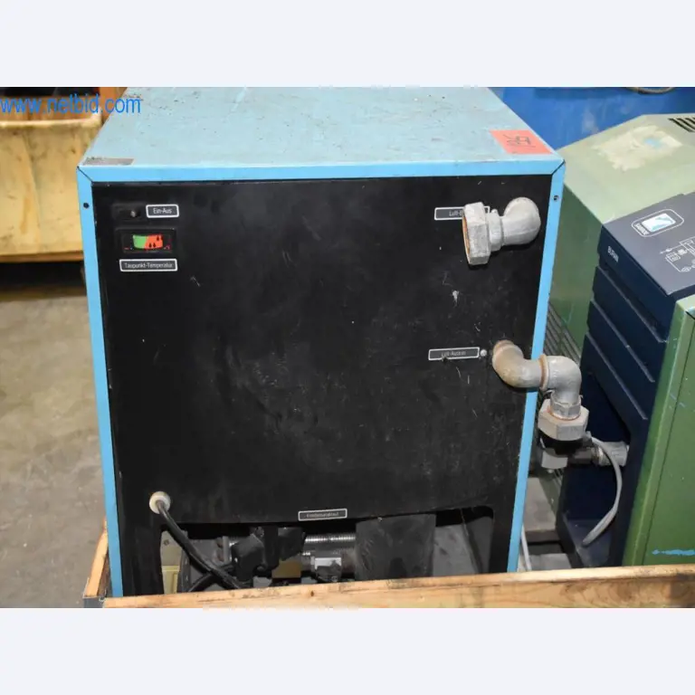 Máquinas, equipos operativos y accesorios de un líder mundial en el mercado de sistemas de tensado de cadenas.-2