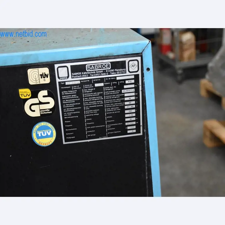 Máquinas, equipos operativos y accesorios de un líder mundial en el mercado de sistemas de tensado de cadenas.-3