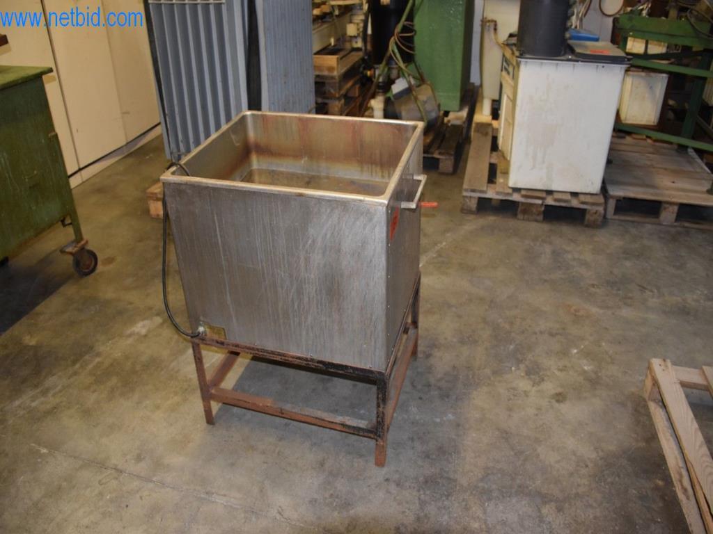 Stroje, provozní zařízení a příslušenství předního světového výrobce napínacích systémů řetězů jsou k dispozici.-2