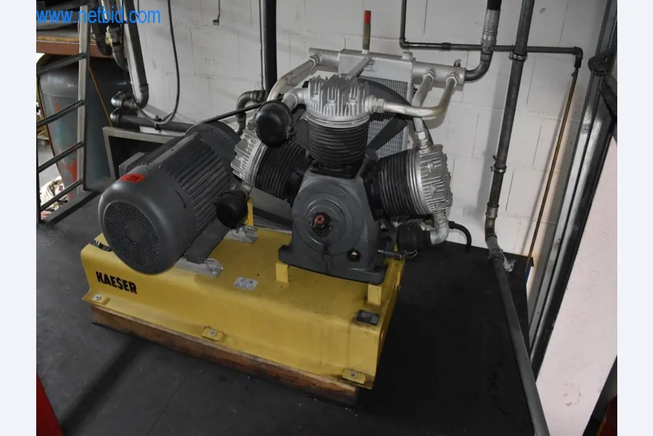 Máquinas, equipos operativos y accesorios de un líder mundial en el mercado de sistemas de tensado de cadenas.-1