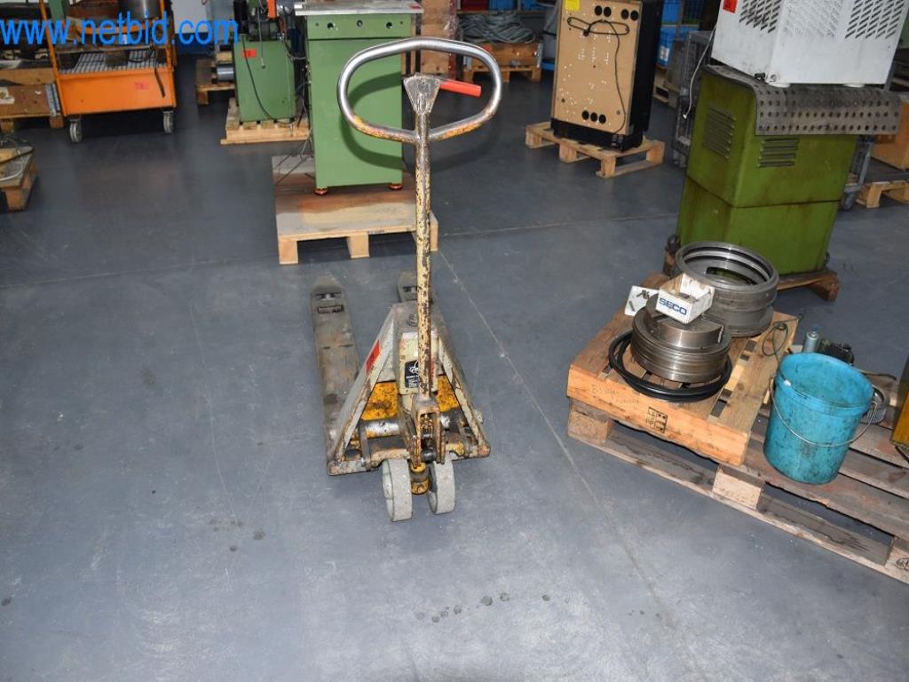 Stroje, provozní zařízení a příslušenství předního světového výrobce napínacích systémů řetězů jsou k dispozici.-3