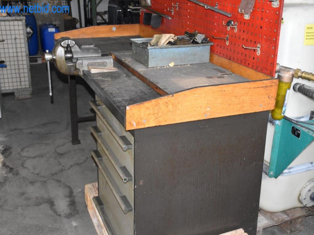 Stroje, provozní zařízení a příslušenství předního světového výrobce napínacích systémů řetězů jsou k dispozici.-2