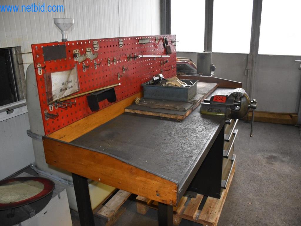 Stroje, provozní zařízení a příslušenství předního světového výrobce napínacích systémů řetězů jsou k dispozici.-3