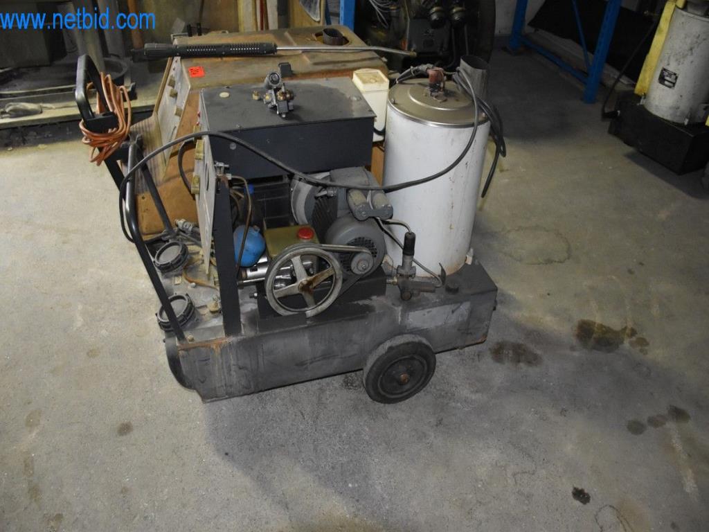 Maszyny, sprzęt operacyjny i akcesoria światowego lidera na rynku systemów napinania łańcuchów stają się dostępne.-5