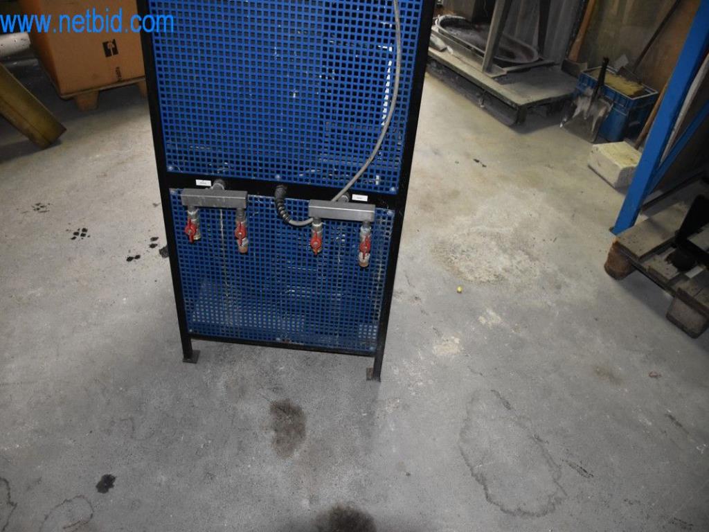 Máquinas, equipos operativos y accesorios de un líder mundial en el mercado de sistemas de tensado de cadenas.-3