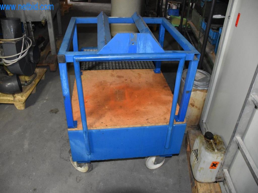 Stroje, provozní zařízení a příslušenství předního světového výrobce napínacích systémů řetězů jsou k dispozici.-2