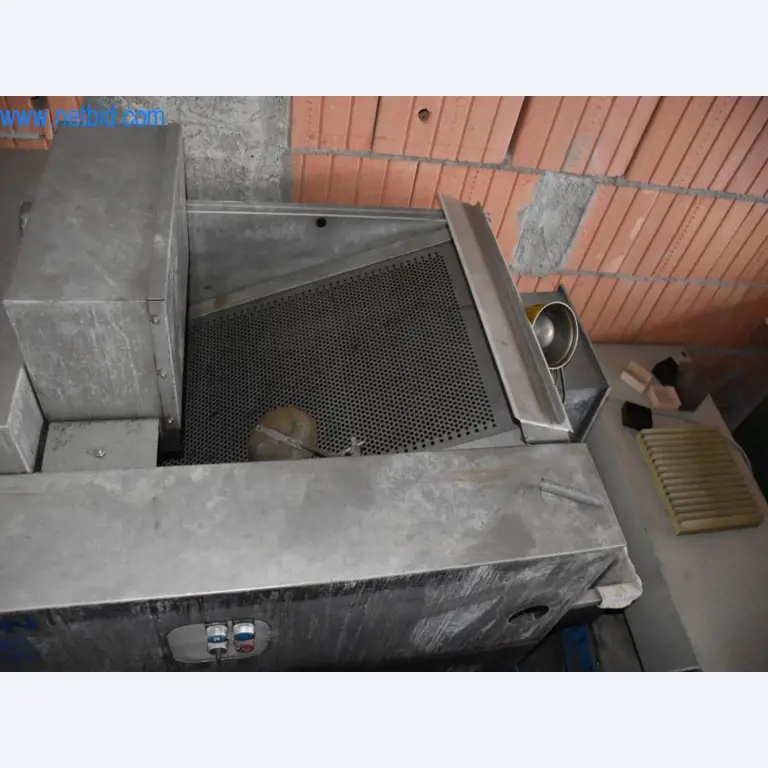 Máquinas, equipos operativos y accesorios de un líder mundial en el mercado de sistemas de tensado de cadenas.-3