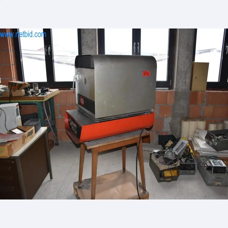 Machines, bedieningsapparatuur en accessoires van een wereldmarktleider voor kettingspansystemen komen beschikbaar-2