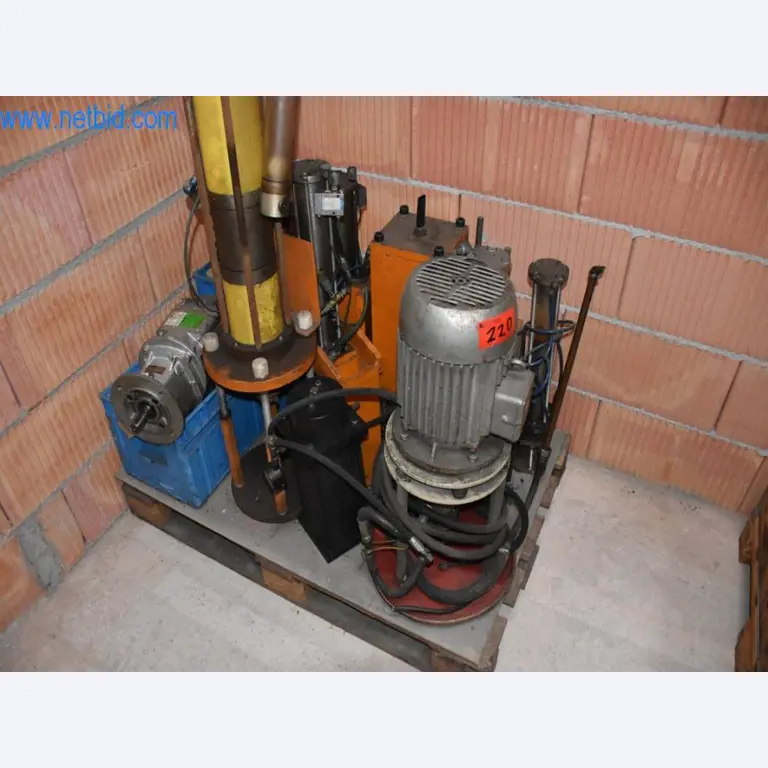 Na voljo so stroji, delovna oprema in dodatki vodilnega svetovnega proizvajalca sistemov za napenjanje verig-1