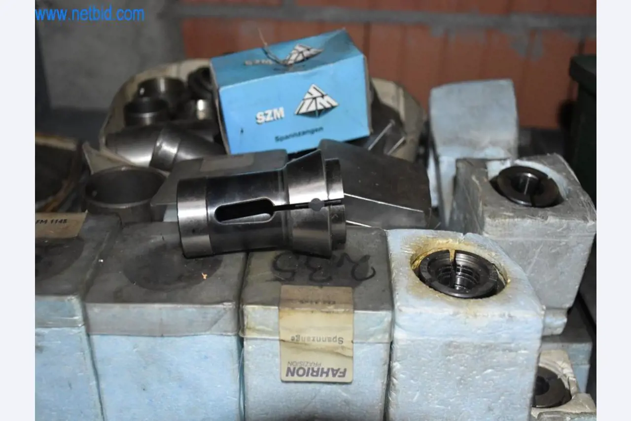 Na voljo so stroji, delovna oprema in dodatki vodilnega svetovnega proizvajalca sistemov za napenjanje verig-1