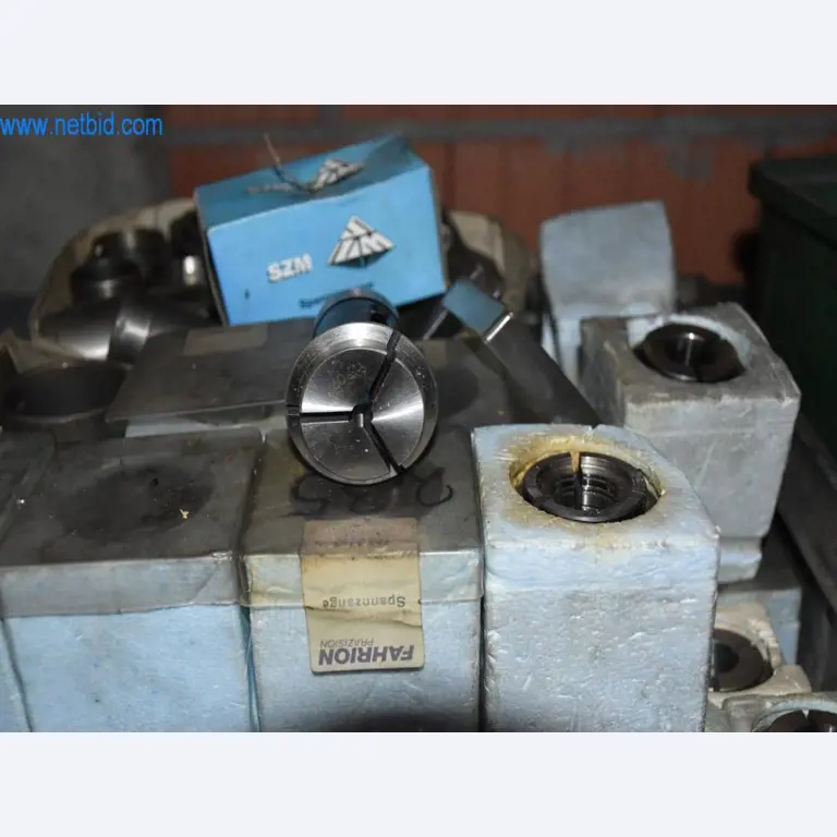 Na voljo so stroji, delovna oprema in dodatki vodilnega svetovnega proizvajalca sistemov za napenjanje verig-3