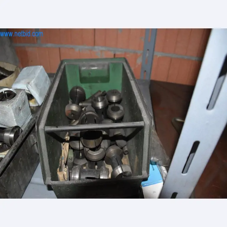 Na voljo so stroji, delovna oprema in dodatki vodilnega svetovnega proizvajalca sistemov za napenjanje verig-4