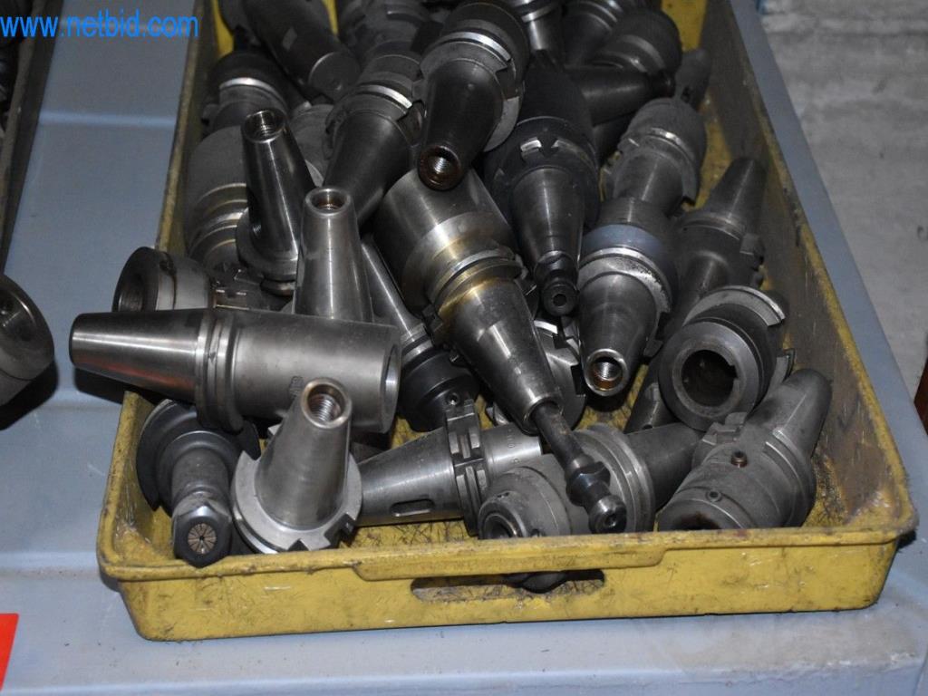 Maszyny, sprzęt operacyjny i akcesoria światowego lidera na rynku systemów napinania łańcuchów stają się dostępne.-3