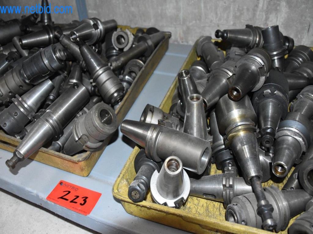 Maszyny, sprzęt operacyjny i akcesoria światowego lidera na rynku systemów napinania łańcuchów stają się dostępne.-4