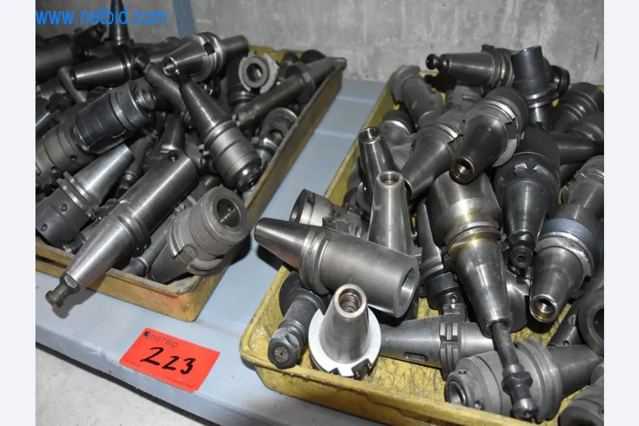 Maszyny, sprzęt operacyjny i akcesoria światowego lidera na rynku systemów napinania łańcuchów stają się dostępne.-4