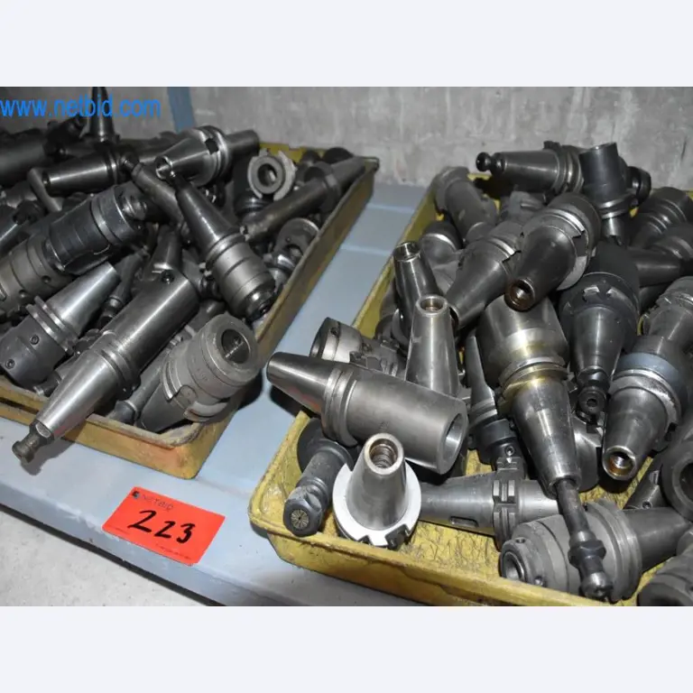 Maszyny, sprzęt operacyjny i akcesoria światowego lidera na rynku systemów napinania łańcuchów stają się dostępne.-4