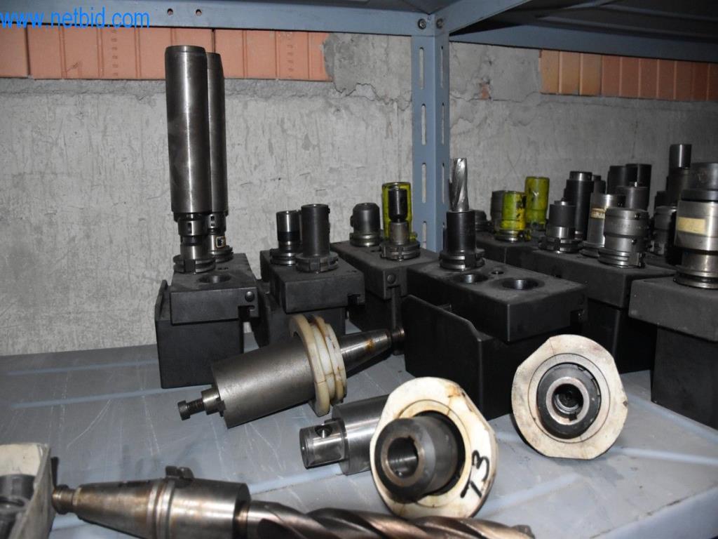 Stroje, provozní zařízení a příslušenství předního světového výrobce napínacích systémů řetězů jsou k dispozici.-2